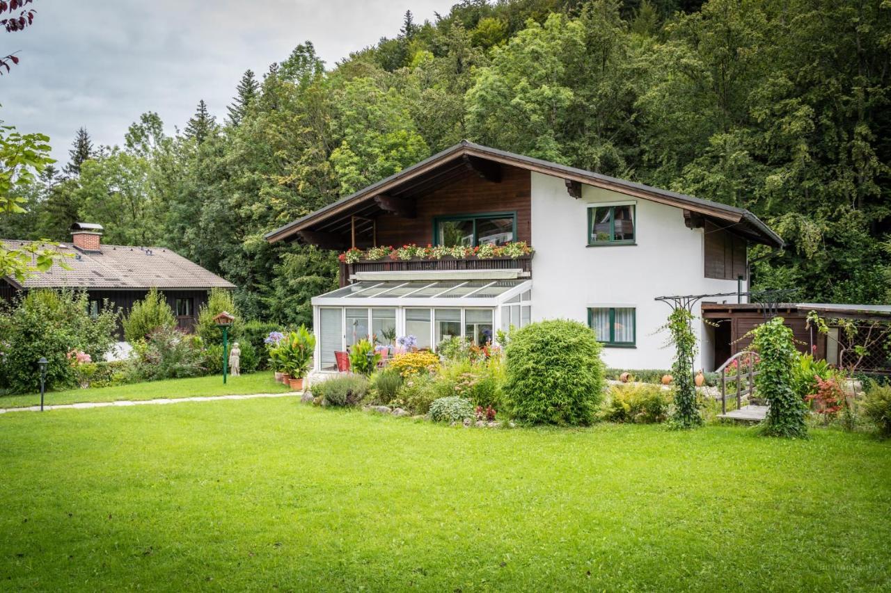 Apartamento Haus Marianne Hof bei Salzburg Exterior foto