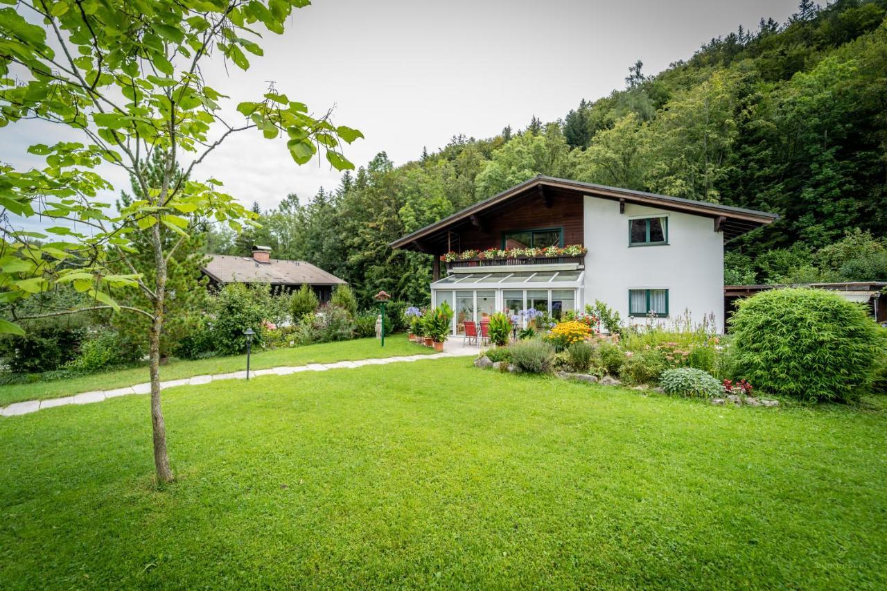 Apartamento Haus Marianne Hof bei Salzburg Exterior foto